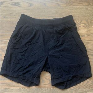 Rhone Men's Black Mako 7” Workout Shorts
